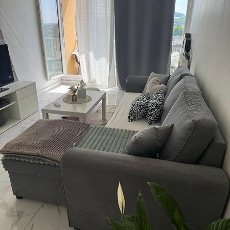 Appartement Proche De La Defense Puteaux Esterno foto